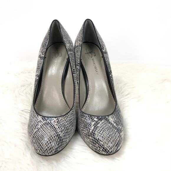 B Makowsky 9.5 M Womens Gray Python Print Leather Neve Heels - Picture 5 of 8